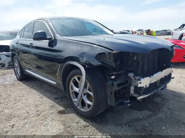 5UX2V1C01M9E58032 2021 BMW X4 - Image 1