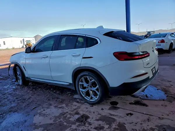 5UX2V1C01M9H34287 2021 BMW X4 - Image 2
