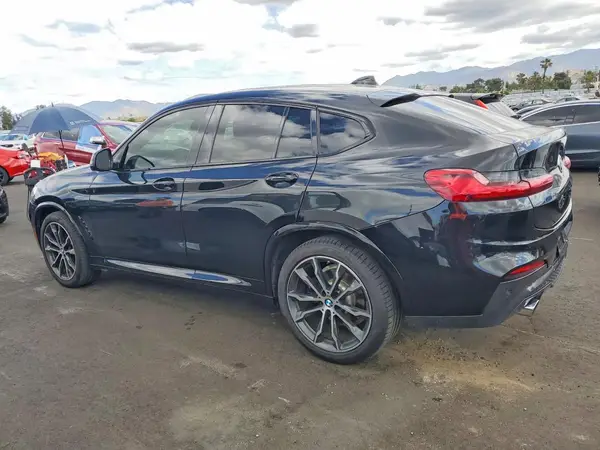 5UX2V1C02L9B14613 2020 BMW X4 - Image 2