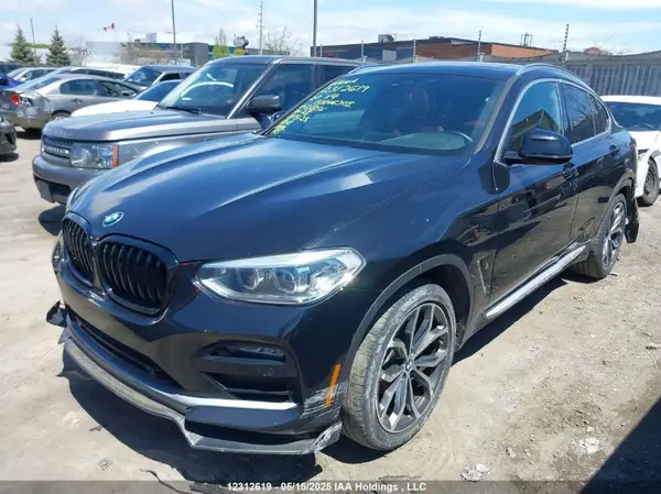 5UX2V1C02L9C68156 2020 BMW X4 - Image 2