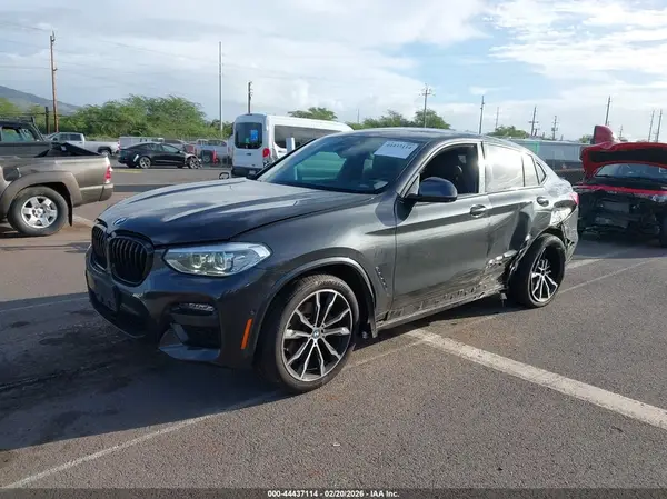 5UX2V1C02M9G80014 2021 BMW X4 - Image 2