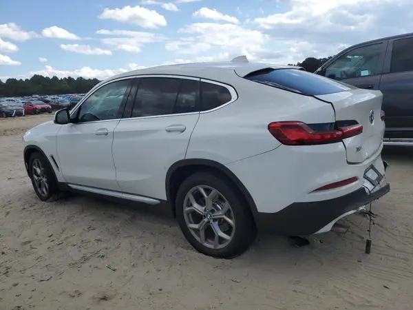 5UX2V1C02M9H28255 2021 BMW X4 - Image 2