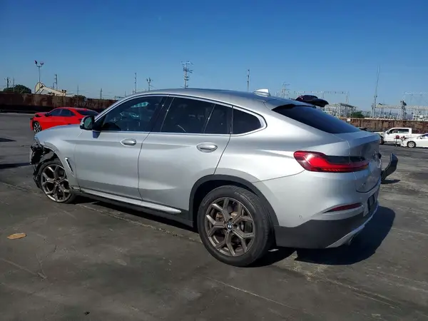 5UX2V1C02M9H86995 2021 BMW X4 - Image 2