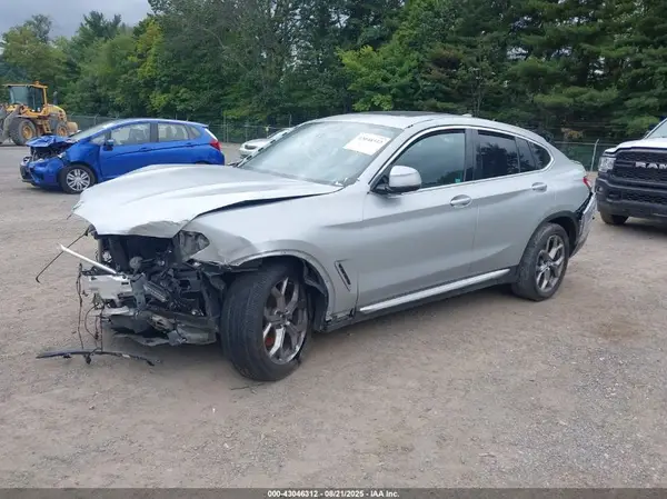 5UX2V1C03L9B30237 2020 BMW X4 - Image 2