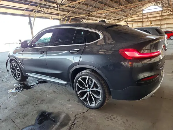 5UX2V1C03L9B74125 2020 BMW X4 - Image 2