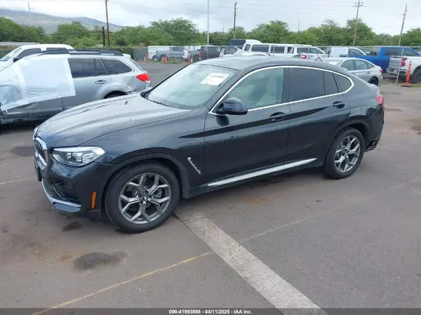 5UX2V1C04L9D08088 2020 BMW X4 - Image 2