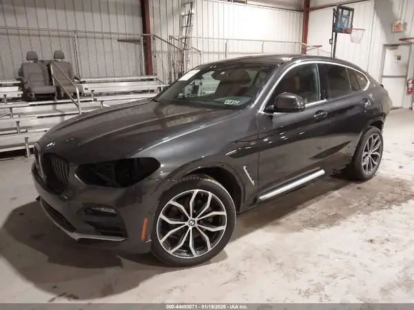 5UX2V1C04M9D87148 2021 BMW X4 - Image 2
