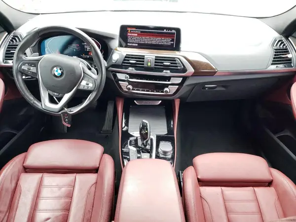 5UX2V1C05M9F95703 2021 BMW X4 - Image 8