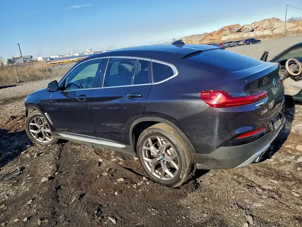 5UX2V1C05M9H30498 2021 BMW X4 - Image 2