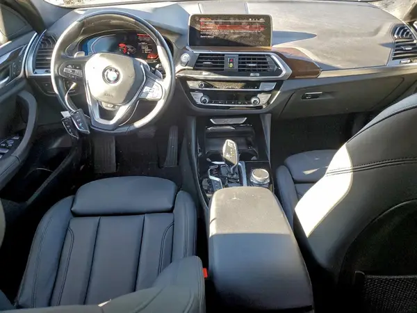 5UX2V1C05M9H30498 2021 BMW X4 - Image 8