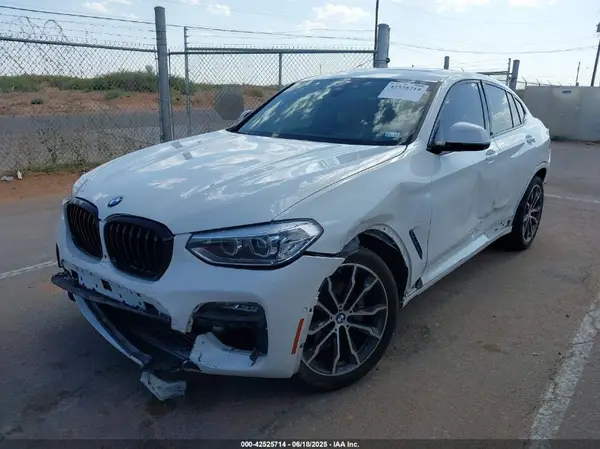 5UX2V1C06L9B54841 2020 BMW X4 - Image 2