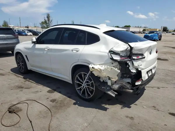 5UX2V1C06M9F24431 2021 BMW X4 - Image 2