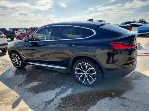 5UX2V1C06M9G91372 2021 BMW X4 - Image 2