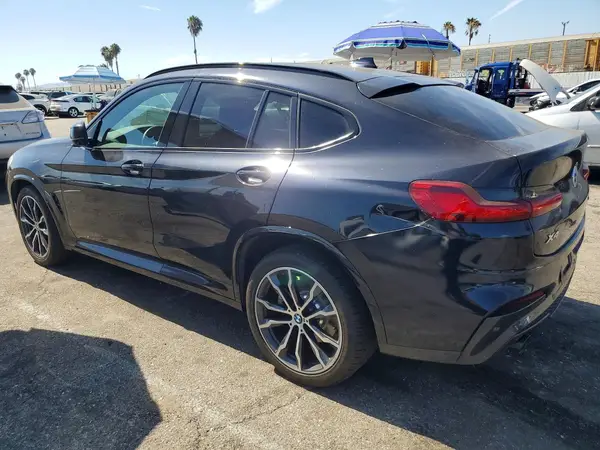 5UX2V1C07LLE67576 2020 BMW X4 - Image 2