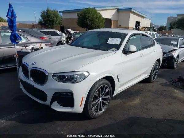 5UX2V1C07LLE67612 2020 BMW X4 - Image 2