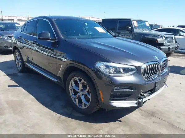 5UX2V1C07LLE67741 2020 BMW X4 - Image 1