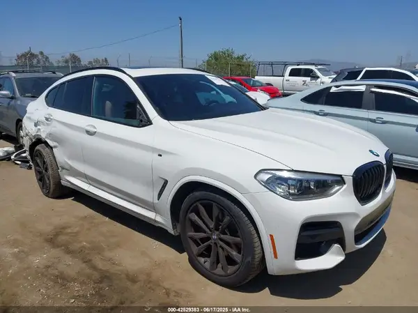 5UX2V1C07M9F78742 2021 BMW X4 - Image 1