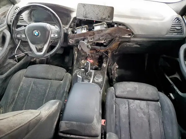 5UX2V1C07M9H76334 2021 BMW X4 - Image 8