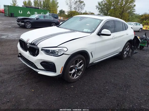 5UX2V1C08L9B34705 2020 BMW X4 - Image 2