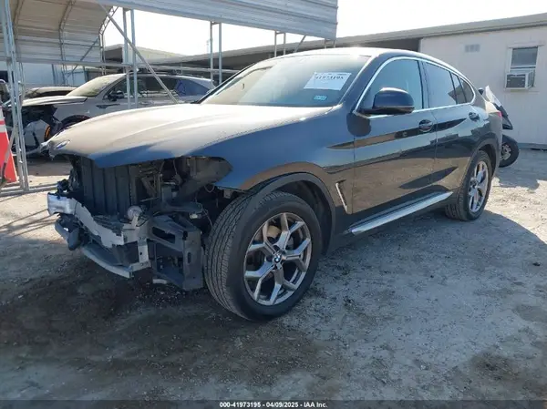 5UX2V1C08LLZ32525 2020 BMW X4 - Image 2