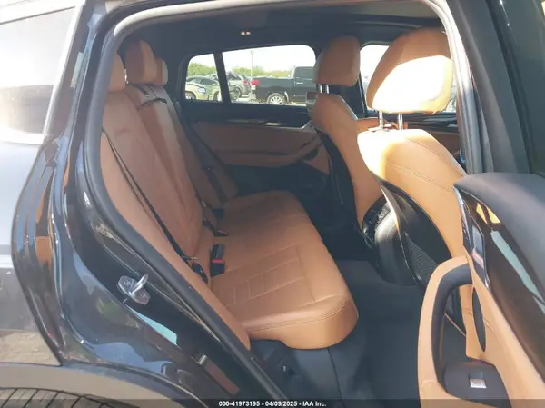 5UX2V1C08LLZ32525 2020 BMW X4 - Image 8