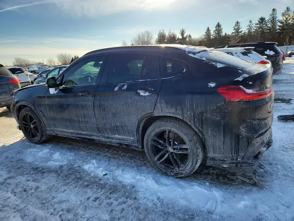 5UX2V1C08M9D99948 2021 BMW X4 - Image 2
