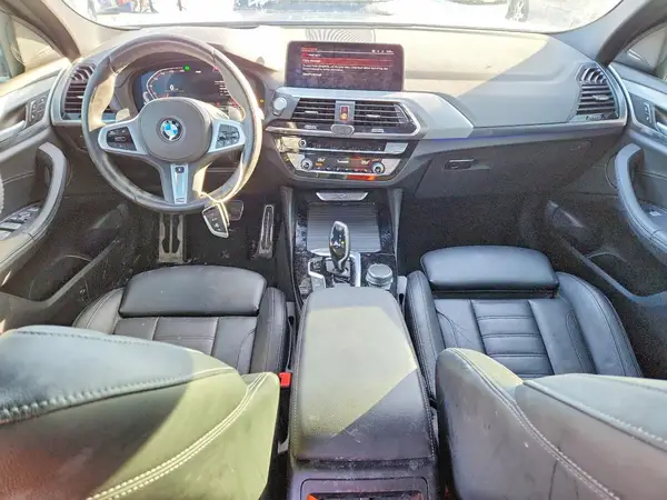 5UX2V1C08M9D99948 2021 BMW X4 - Image 8