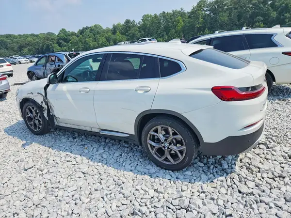 5UX2V1C08M9F02530 2021 BMW X4 - Image 2