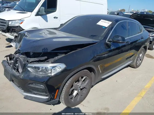 5UX2V1C08M9F13754 2021 BMW X4 - Image 2