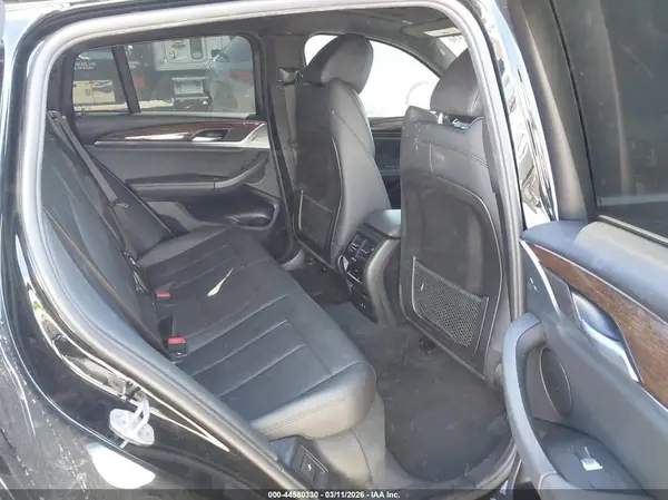 5UX2V1C08M9F13754 2021 BMW X4 - Image 8