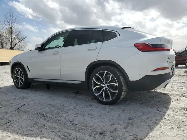 5UX2V1C08M9G31058 2021 BMW X4 - Image 2