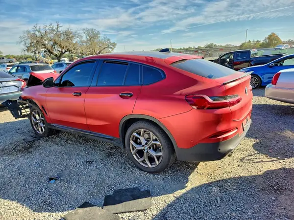 5UX2V1C08M9G72113 2021 BMW X4 - Image 2