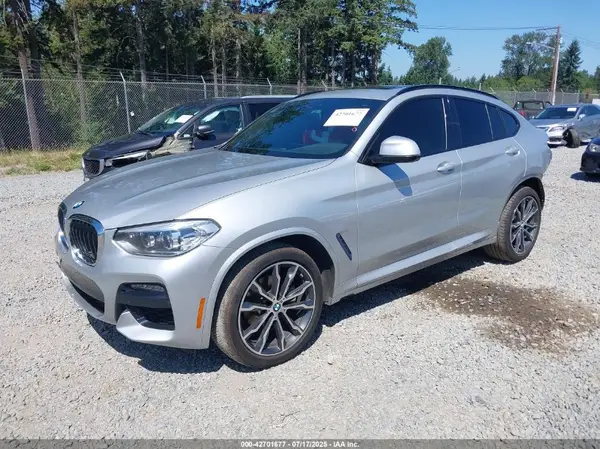 5UX2V1C09L9D14758 2020 BMW X4 - Image 2