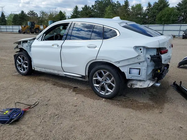 5UX2V1C09LLE67644 2020 BMW X4 - Image 2