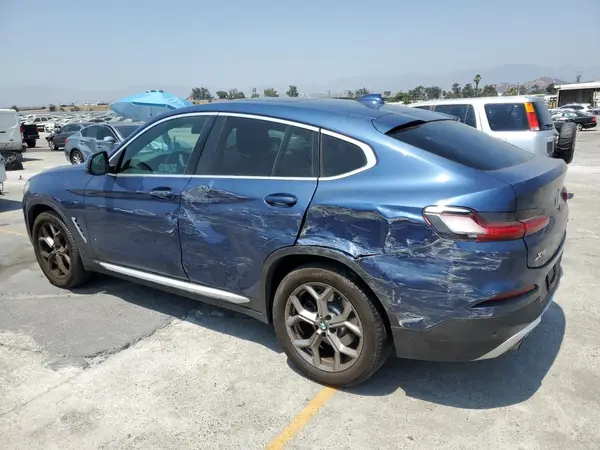 5UX2V1C09LLE67658 2020 BMW X4 - Image 2