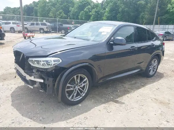 5UX2V1C09LLE68082 2020 BMW X4 - Image 2