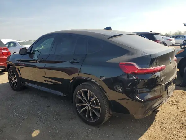 5UX2V1C09M9F07686 2021 BMW X4 - Image 2