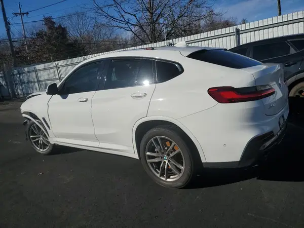 5UX2V1C09M9F12676 2021 BMW X4 - Image 2