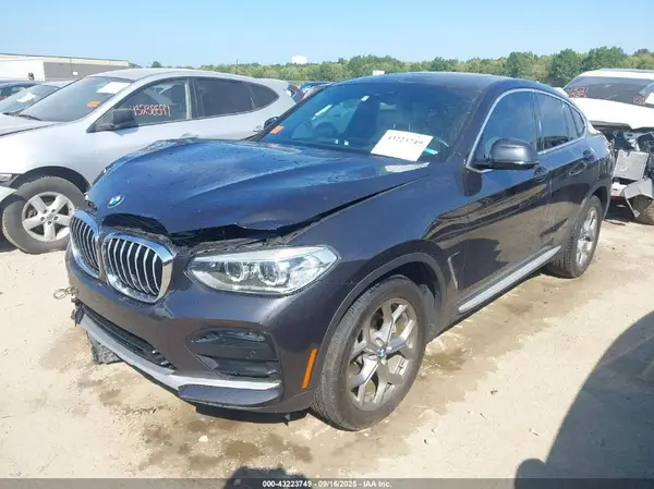 5UX2V1C0XL9C04110 2020 BMW X4 - Image 2