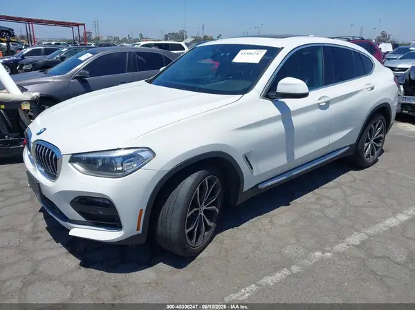 5UX2V1C0XLLZ32736 2020 BMW X4 - Image 2