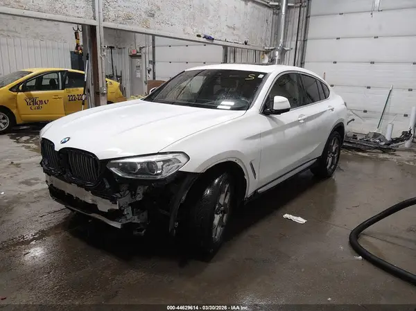 5UX2V1C0XM9E40029 2021 BMW X4 - Image 2