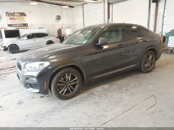5UX2V1C0XM9H10053 2021 BMW X4 - Image 2