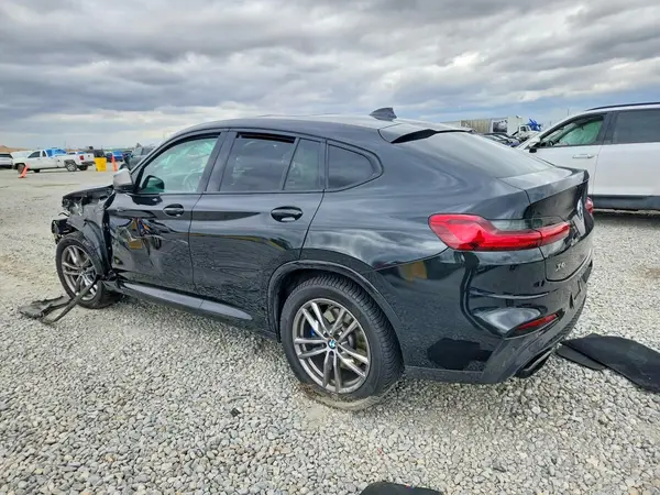 5UX2V5C00M9E71359 2021 BMW X4 - Image 2