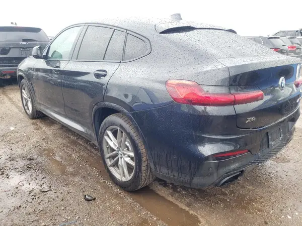 5UX2V5C00M9H95699 2021 BMW X4 - Image 2