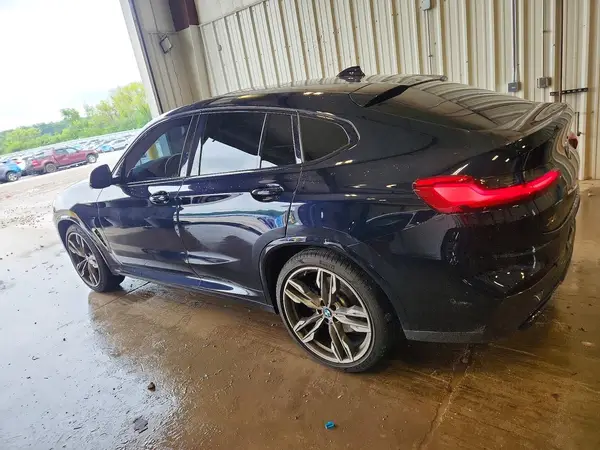 5UX2V5C01L9B22113 2020 BMW X4 - Image 2