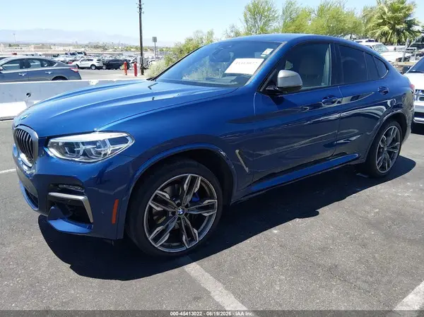 5UX2V5C01L9B52874 2020 BMW X4 - Image 2