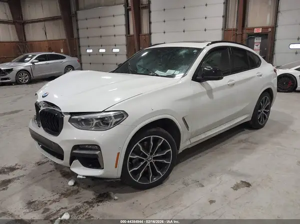 5UX2V5C01LLE69265 2020 BMW X4 - Image 2