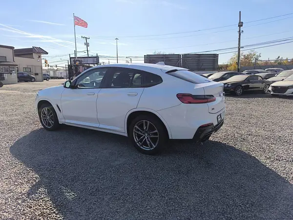 5UX2V5C02L9D35085 2020 BMW X4 - Image 2
