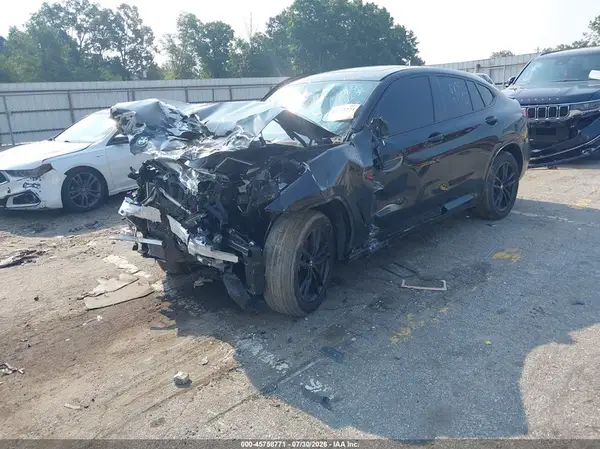 5UX2V5C03M9H86835 2021 BMW X4 - Image 2