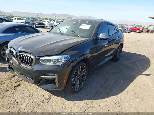 5UX2V5C04L9D26548 2020 BMW X4 - Image 2